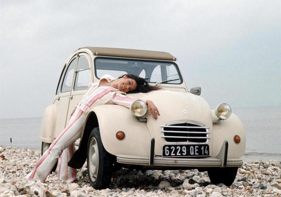  Citroen 2CV 1948 года  (фото 4 из 44)